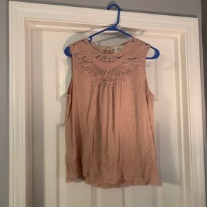 Women’s Blush lace tank top size Large